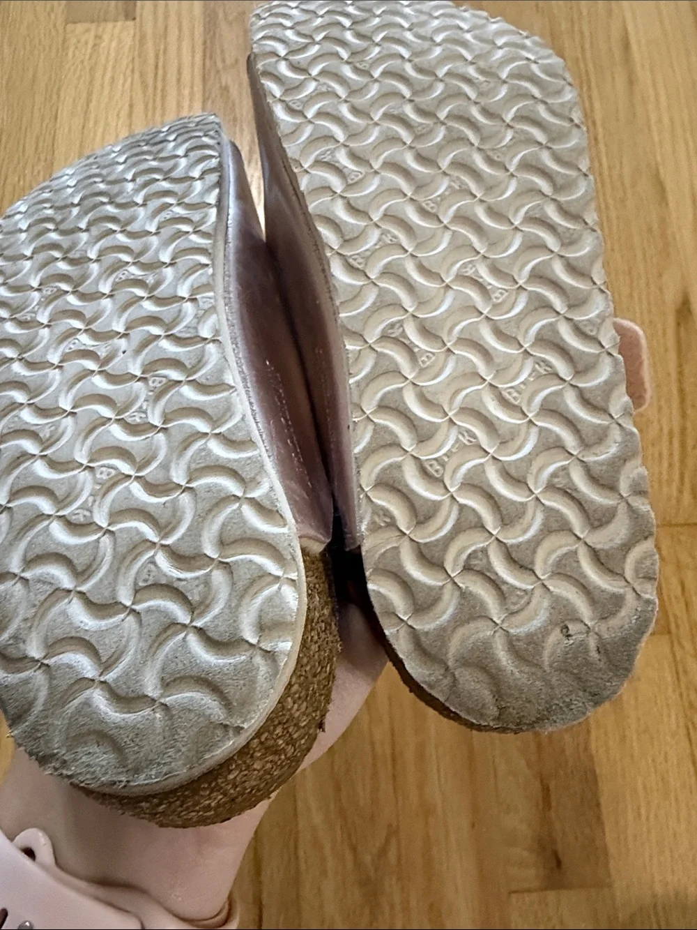 Birkenstock Rose Gold Arizona Sandals Sz 35